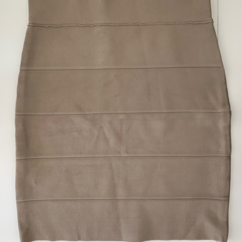 BCBG MAX AZRIA bandage skirt M